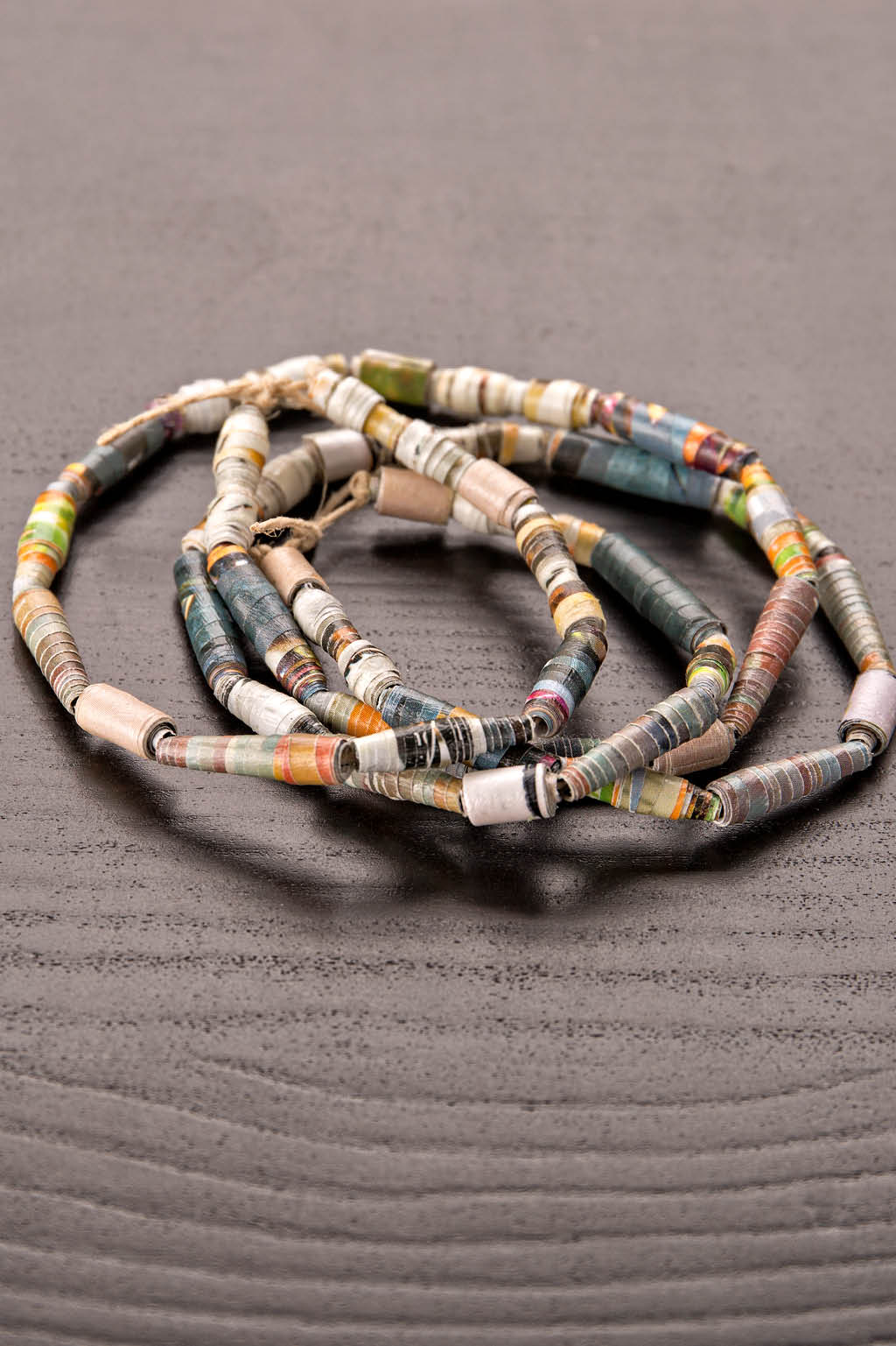 Upcycled paper beads