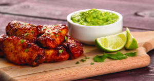 chipotle-wings-with-avocado-dip