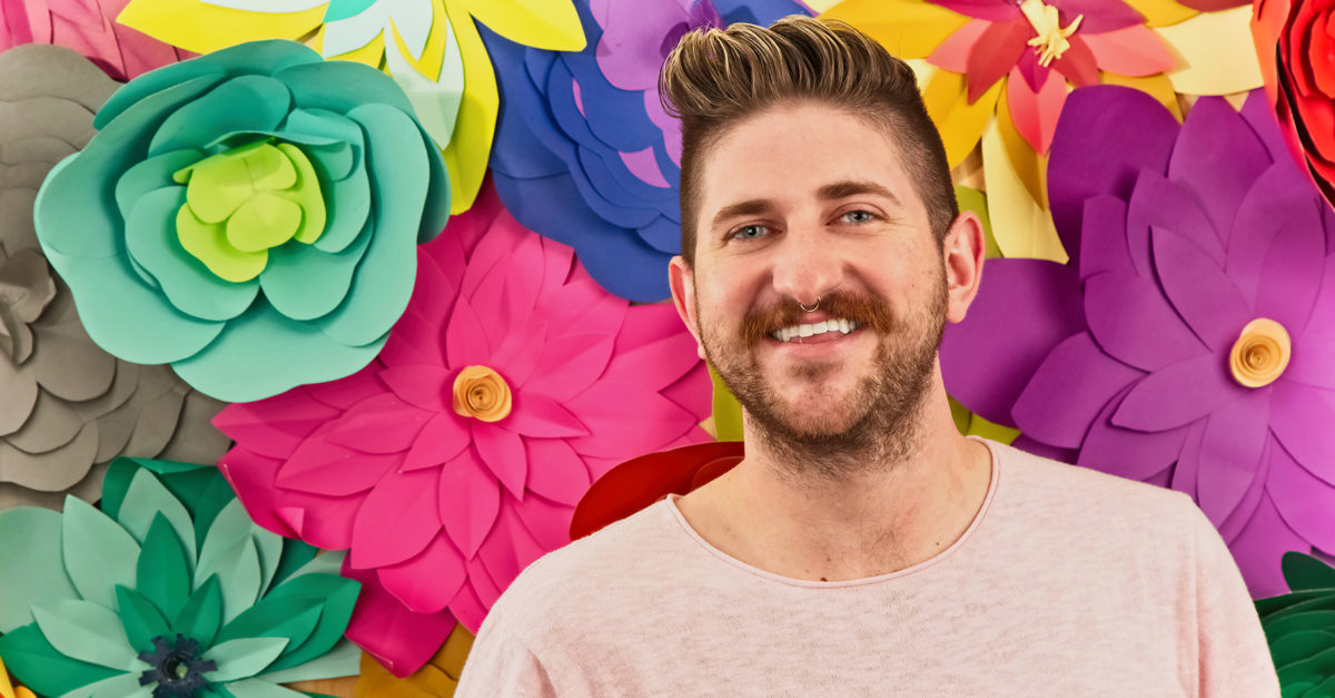 DIY Flower Power Wall American Lifestyle Magazine