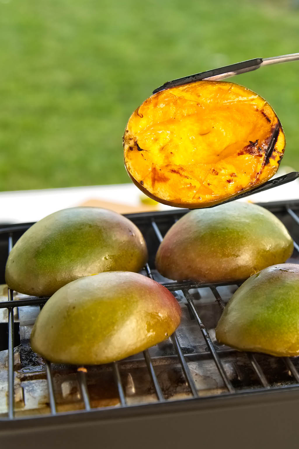 grilled-mango