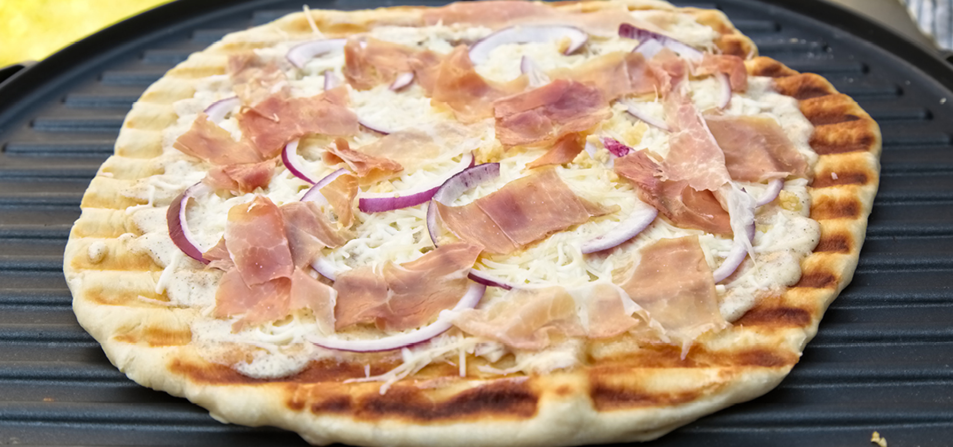 barbecue-prosciutto-pizza-step4