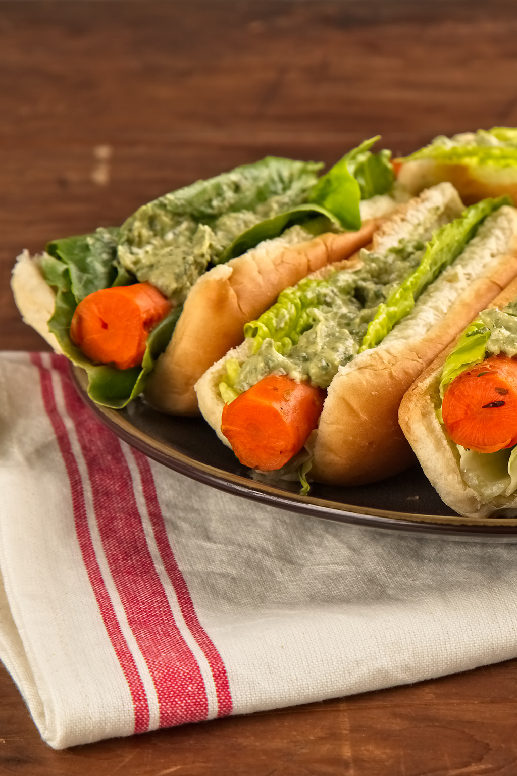 smoked-carrot-dogs