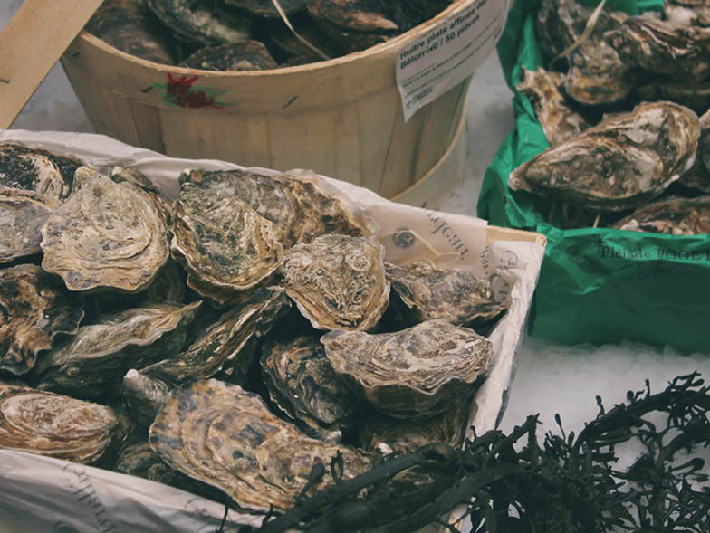 Baskets of oysters