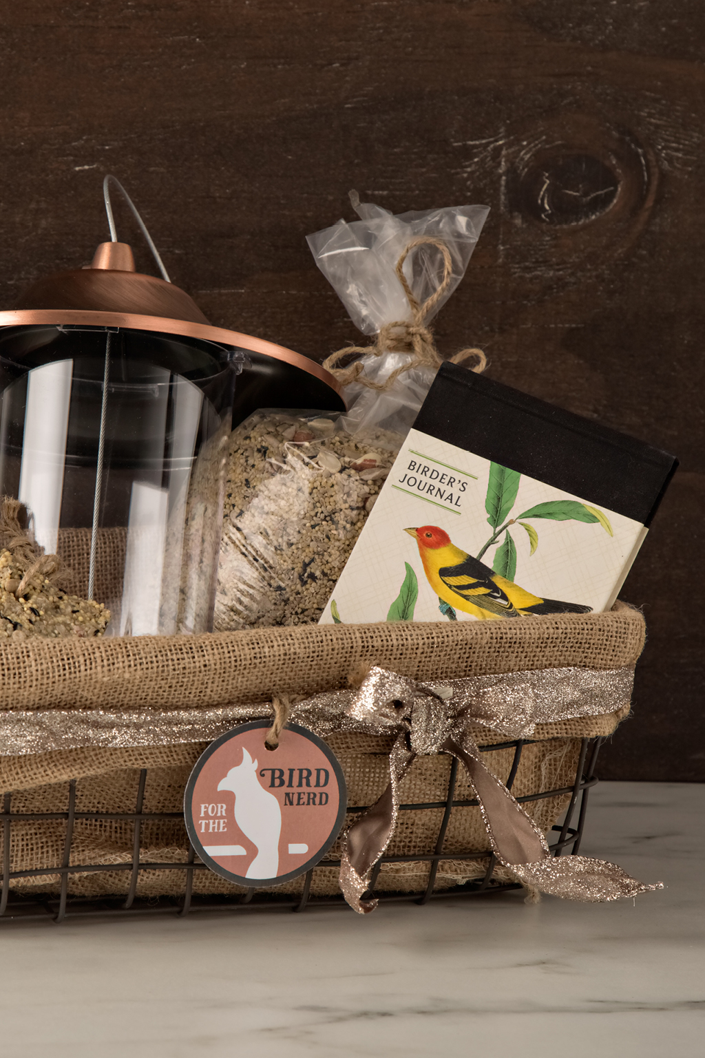 Gift basket for pet lovers
