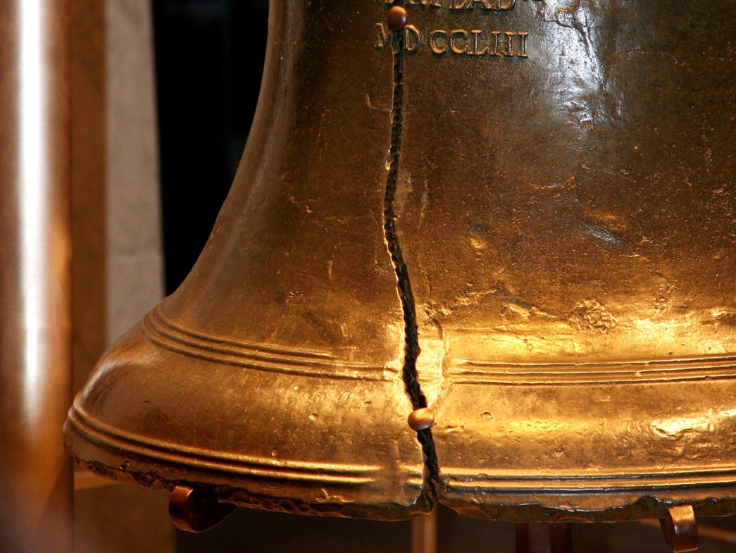 Closeup of the crack on the liberty bell