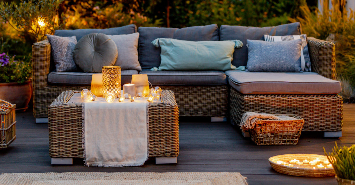 8 Ways to Beautify Your Backyard for Less thumbnail