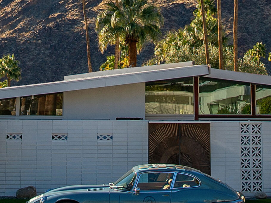 Midcentury-modern house in Palm Springs