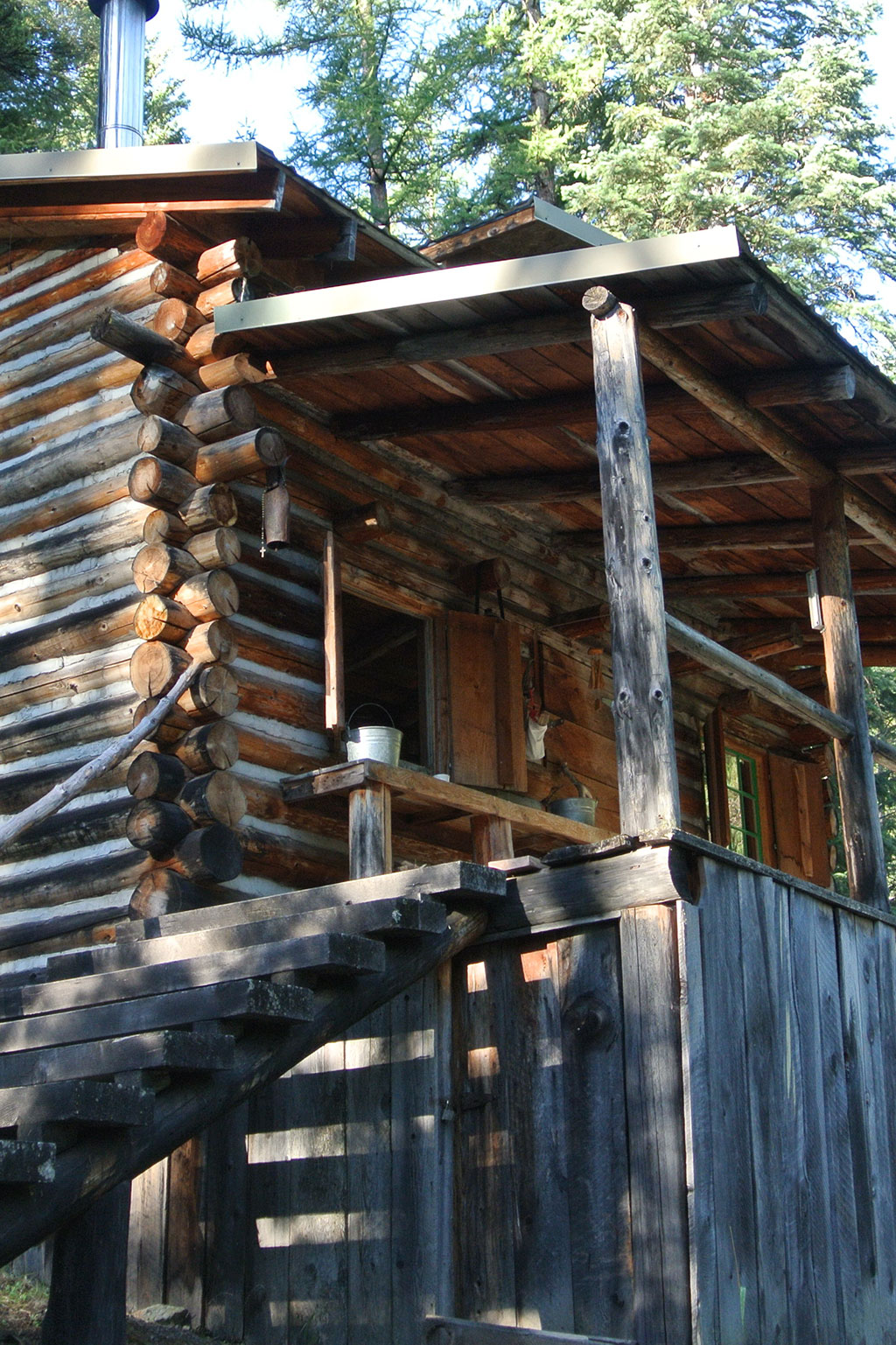 Log cabin